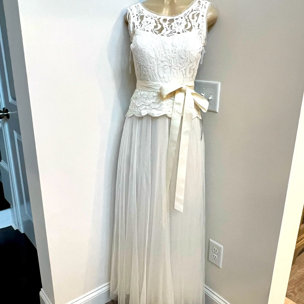 Juno ivory tulle and lace dress